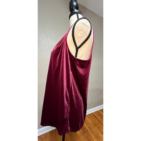 Old Navy Women's Velvet Velour Sleeveless Top Shirt Red Oversized Size Medium - Picture 4 of 13